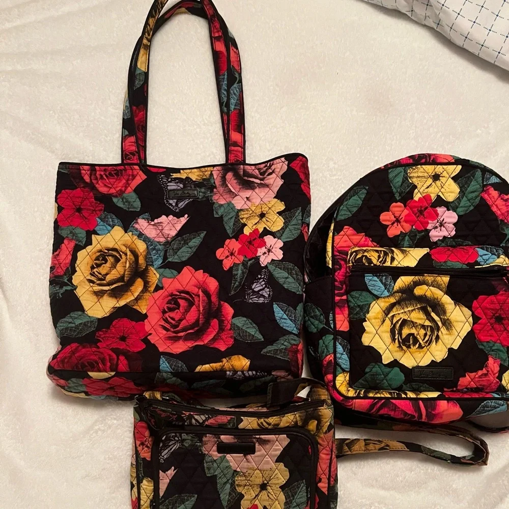 Set Vera Bradley Havana rose tote, mini back pack, coin purse, and crossbody. - Picture 1 of 14
